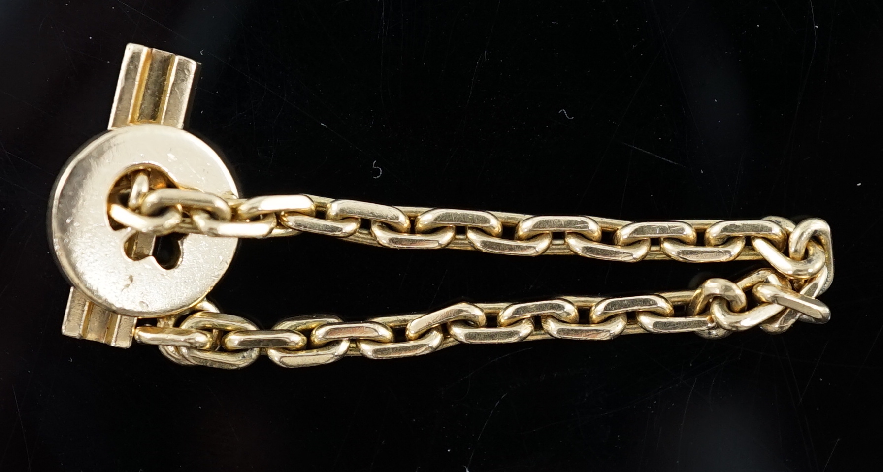 A French Cartier 18ct gold key chain